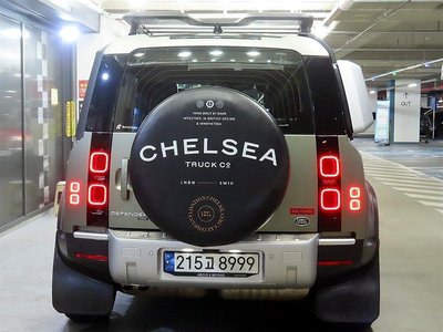 LAND ROVER DEFENDER - 6