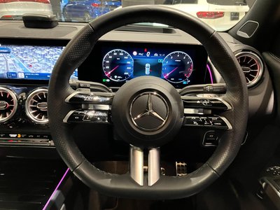 MERCEDES-BENZ GLB - 7