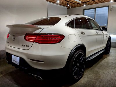 MERCEDES-BENZ GLC AMG - 10