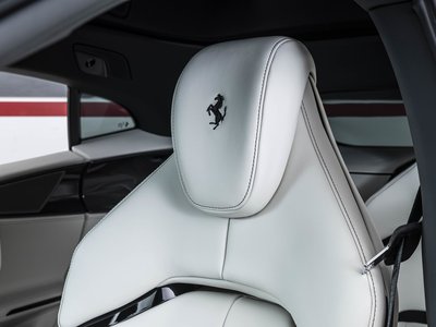 صورة 8 لـ 2024 Ferrari PUROSANGUE