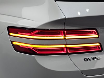 2025 Genesis GV80 — фото 10