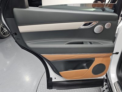 2025 Genesis GV80 thumbnail 15