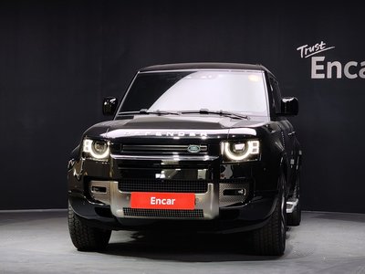 LAND ROVER DEFENDER - 2