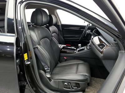 2019 Genesis G90 — миниатюра 12