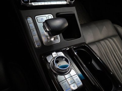 2019 Genesis G90 — фото 9