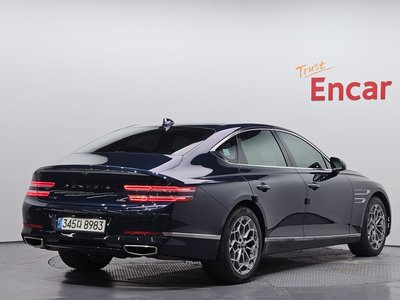 GENESIS G80 (RG3) - 5