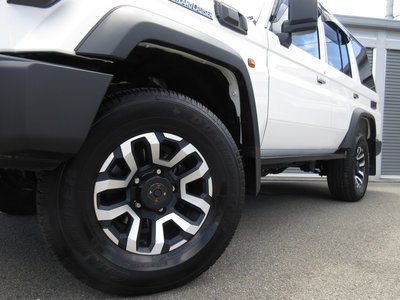 2024 Toyota LAND CRUISER 70 缩略图 22