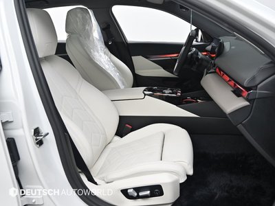صورة 10 لـ 2025 BMW 5 SERIES