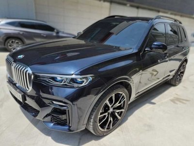 BMW X7 - 1