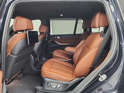 2020 BMW X7 — миниатюра 12