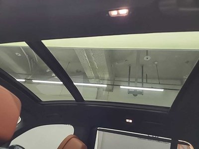 2020 BMW X7 — миниатюра 15