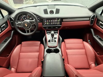 2023 Porsche CAYENNE — миниатюра 11