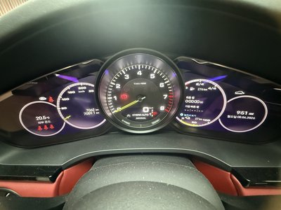 2023 Porsche CAYENNE — миниатюра 14