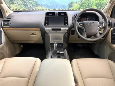 TOYOTA LAND CRUISER PRADO - 2
