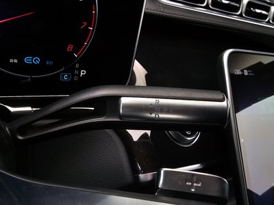 MERCEDES-BENZ S-CLASS - 9