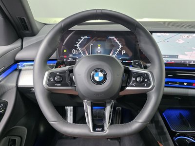 2025 BMW 5 SERIES 缩略图 19