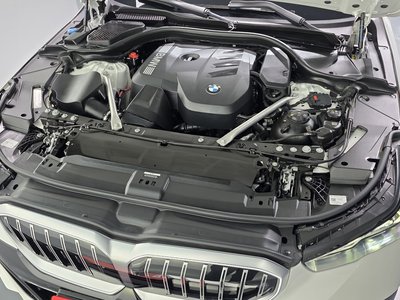2025 BMW 5 SERIES 照片 7