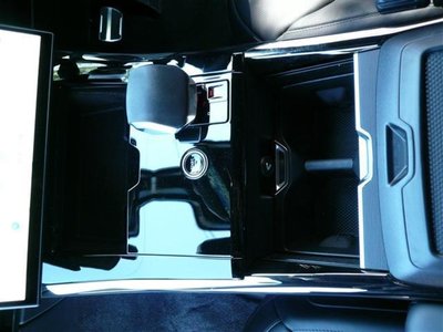 2024 LAND Rover RANGE ROVER SPORT — миниатюра 18