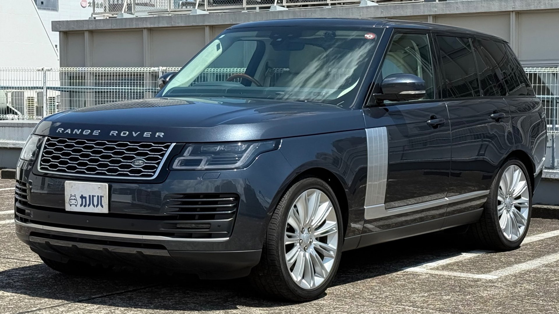 LAND ROVER RANGE ROVER VOGUE - View 1