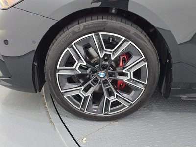 صورة 6 لـ 2025 BMW 5 SERIES