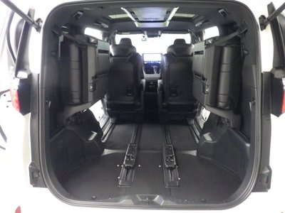 2023 Toyota ALPHARD thumbnail 35