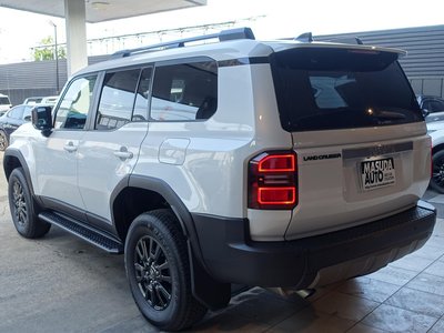 TOYOTA LAND CRUISER 250 - 5