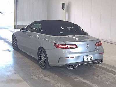 MERCEDES-BENZ E-CLASS - 2