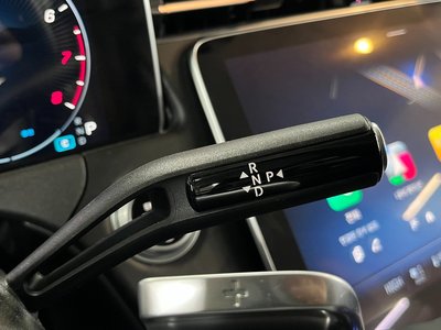 MERCEDES-BENZ E-CLASS - 9