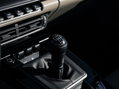 2023 Porsche 911 — миниатюра 46