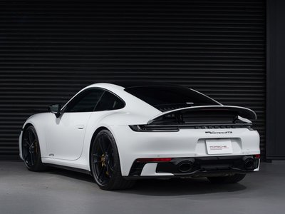 2023 Porsche 911 — миниатюра 19