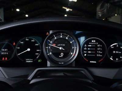 2023 Porsche 911 — миниатюра 31