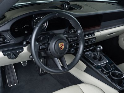 2023 Porsche 911 — миниатюра 30