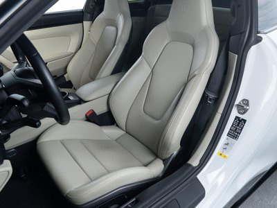 2023 Porsche 911 — миниатюра 26