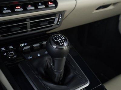 2023 Porsche 911 — миниатюра 35
