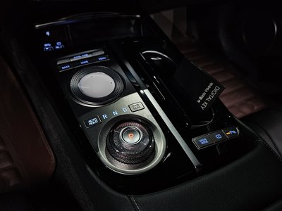 GENESIS G80 (RG3) - 9
