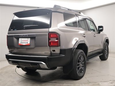 TOYOTA LAND CRUISER 250 - 3