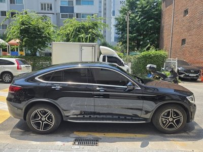MERCEDES-BENZ GLC - 4