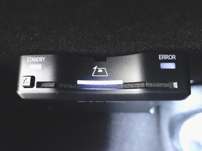 MERCEDES-BENZ E-CLASS - 10