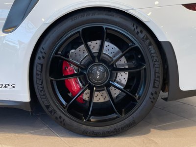 صورة 21 لـ 2016 Porsche 911