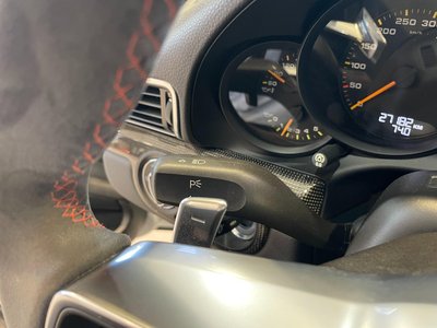 صورة 30 لـ 2016 Porsche 911