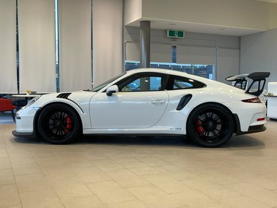 صورة 10 لـ 2016 Porsche 911