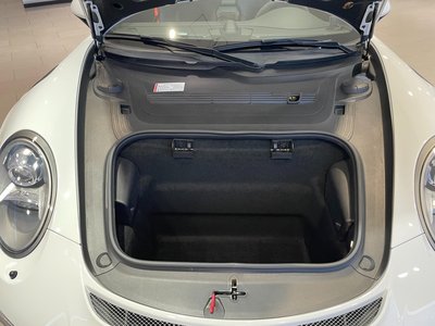 صورة 52 لـ 2016 Porsche 911