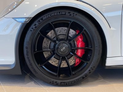 صورة 20 لـ 2016 Porsche 911