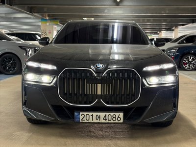 BMW 7 SERIES - 1