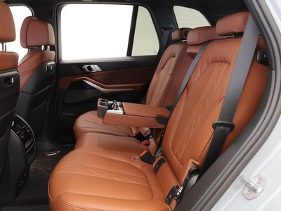 2024 BMW X5 — миниатюра 15