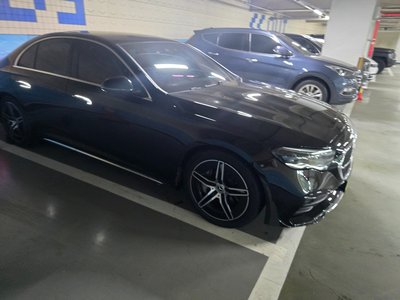 MERCEDES-BENZ E-CLASS - 2
