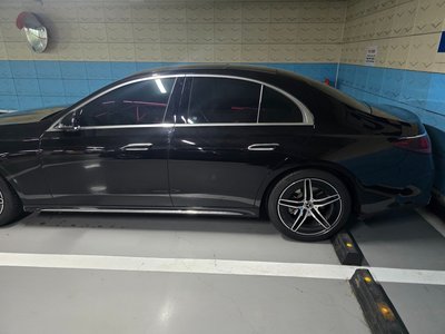 MERCEDES-BENZ E-CLASS - 8