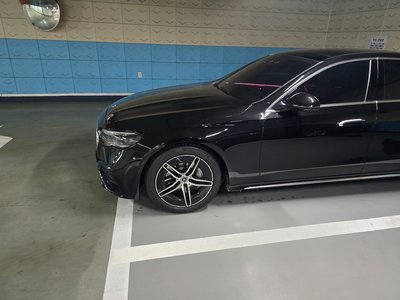 MERCEDES-BENZ E-CLASS - 9
