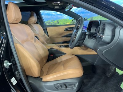 TOYOTA CROWN SPORT - 9