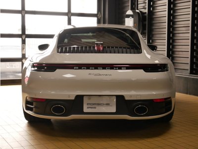 PORSCHE 911 - 4